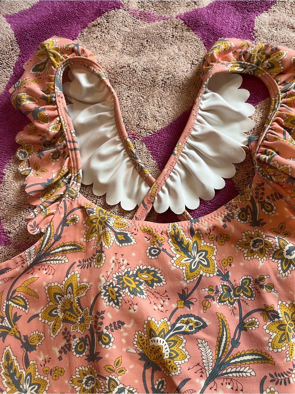 Like New Louise Misha Paris Tamarias Yoga Top & Duania Leggings in Pink Riviera - Picture 3 of 14